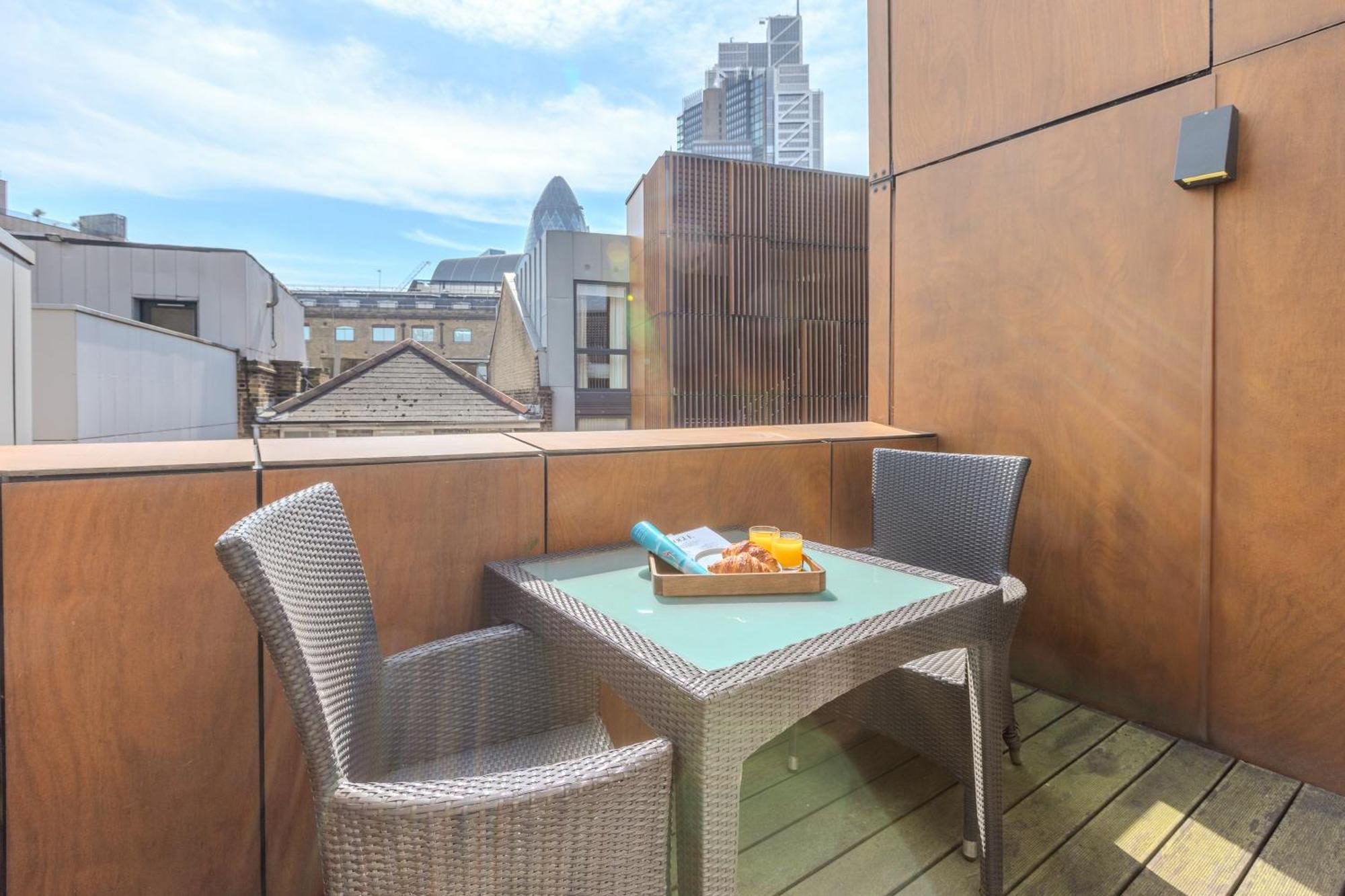 Central Servised Apartments On Artillery Lane London Exteriör bild